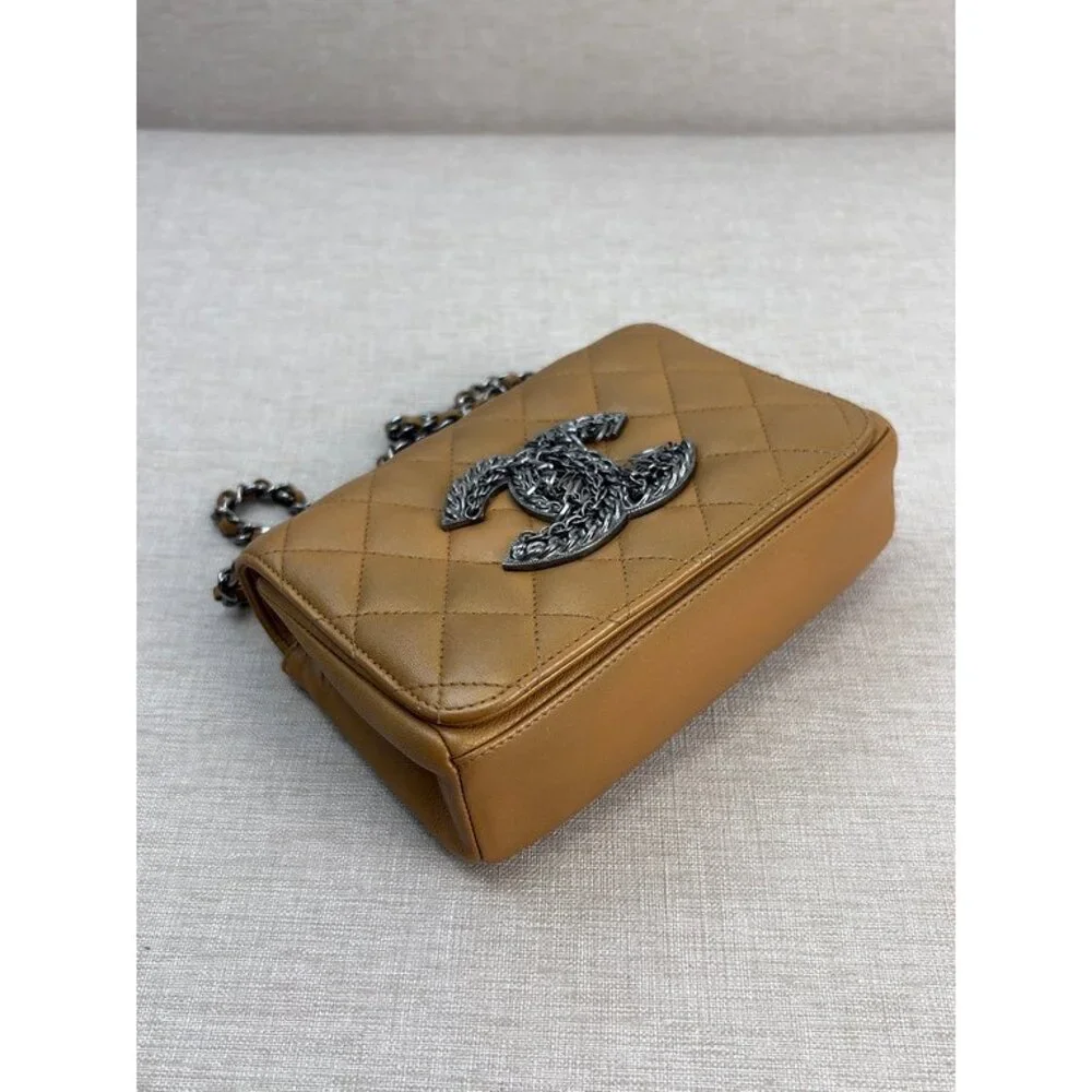 CHANEL 100% authentic